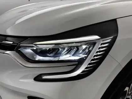 Photo 20 Renault Captur  E-Tech 145 - 21