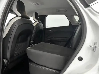 Photo 26 Renault Captur  E-Tech 145 - 21