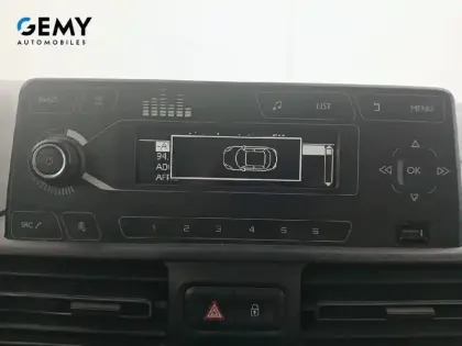 Photo 13 Citroën Berlingo  Taille XL 7pl BlueHDi 130 S&S BVM6