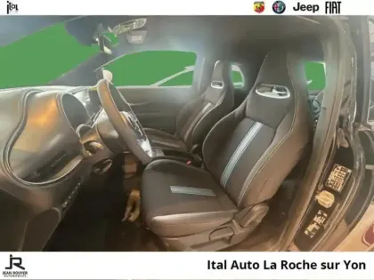 Photo 8 Abarth 500  e 155ch Pack (Prime CEE de 3600? déduite)