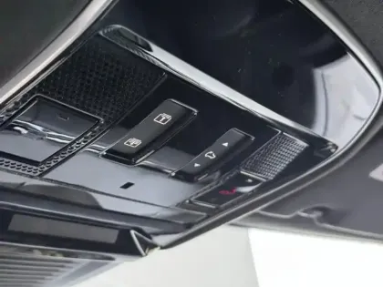 Photo 12 Land rover Range Rover  Sport 4.4 P635 635ch MHEV SV Edition Two