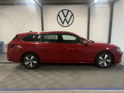 Photo 7 Volkswagen Passat  SW 2.0 TDI EVO 150ch Life Plus DSG7