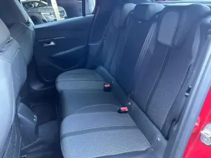 Photo 8 Peugeot 208  e- 136ch GT