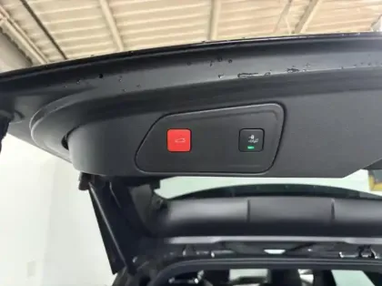 Photo 7 Peugeot 3008  HYBRID 225ch GT e-EAT8