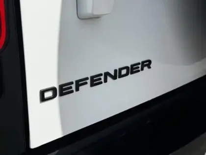 Photo 13 Land rover Defender Gén. III (L663) Ph1 Evo X-Dynamic SE 5