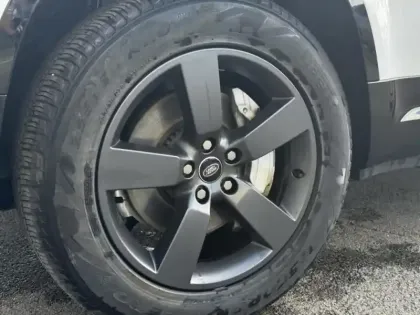 Photo 14 Land rover Defender Gén. III (L663) Ph1 Evo X-Dynamic SE 5