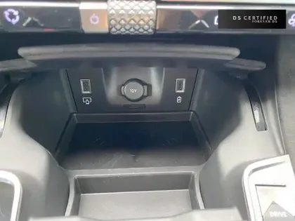 Photo 98 DS DS 7  Hybride Rechargeable E-Tense 225 EAT8