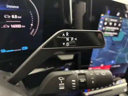 Photo 12 Renault Austral  E-Tech hybrid 200