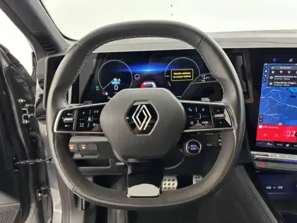 Photo 14 Renault Austral  E-Tech hybrid 200