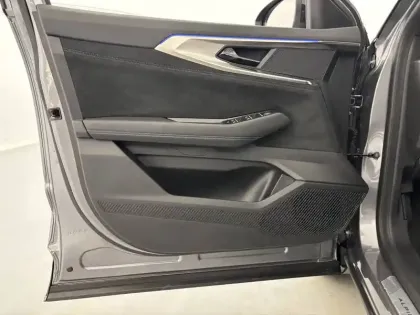 Photo 10 Renault Austral  E-Tech hybrid 200