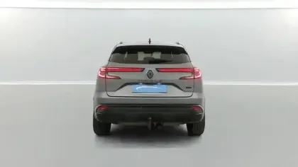 Photo 3 Renault Austral  E-Tech hybrid 200