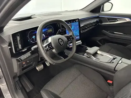 Photo 9 Renault Austral  E-Tech hybrid 200