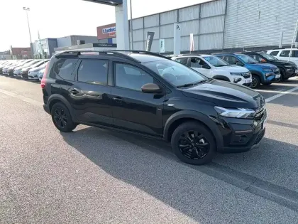 Photo 6 Dacia Jogger  Hybrid 140 7 places GSR2