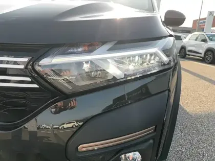 Photo 22 Dacia Jogger  Hybrid 140 7 places GSR2