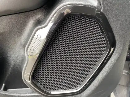 Photo 14 Jeep Renegade  1.3 Turbo T4 190 ch PHEV AT6 4xe eAWD