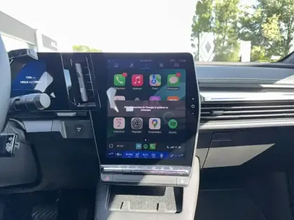 Photo 16 Renault Megane  E-Tech 220 ch autonomie confort GSR2