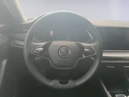 Photo 26 Skoda Octavia  1.0 TSI mHEV e-TEC 110 ch DSG7