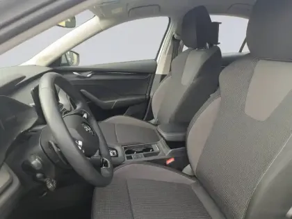 Photo 23 Skoda Octavia  1.0 TSI mHEV e-TEC 110 ch DSG7