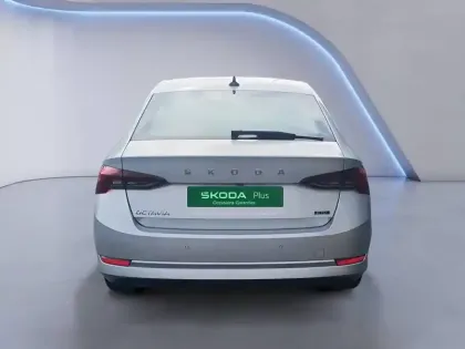 Photo 18 Skoda Octavia  1.0 TSI mHEV e-TEC 110 ch DSG7
