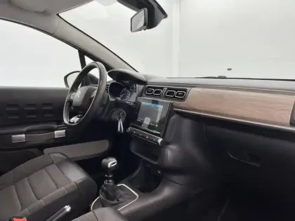 Photo 25 Citroën C3 Gén. III Ph2 Shine 5