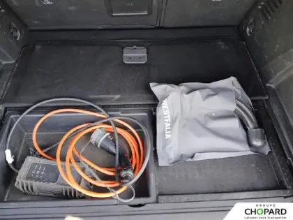 Photo 24 Peugeot 3008  Hybrid 225 e-EAT8