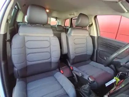 Photo 11 Citroën C3 Aircross  PureTech 110 S&S BVM6