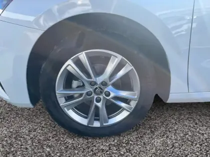 Photo 8 Skoda Fabia  1.0 TSI 95 ch EVO 2 BVM5