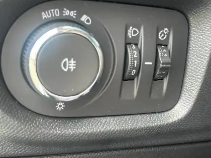 Photo 36 Opel Corsa  1.2 75 ch BVM5