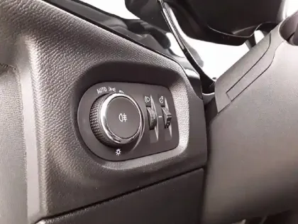 Photo 63 Opel Corsa  1.2 75 ch BVM5