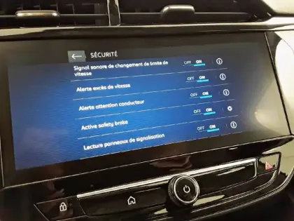 Photo 61 Opel Corsa  1.2 75 ch BVM5