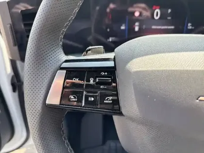 Photo 26 Opel Astra  1.2 Turbo 130 ch BVA8