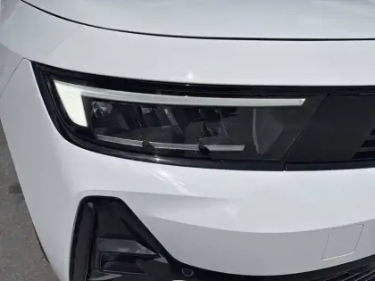 Photo 36 Opel Astra  1.2 Turbo 130 ch BVA8