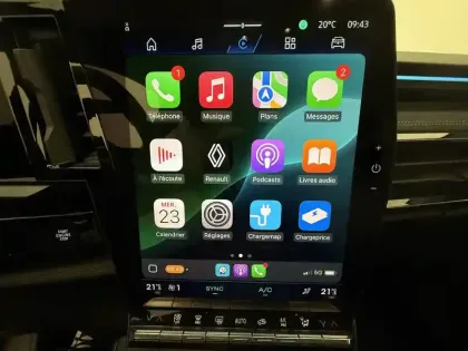 Photo 81 Renault Austral  E-Tech full hybrid 200 GSR2