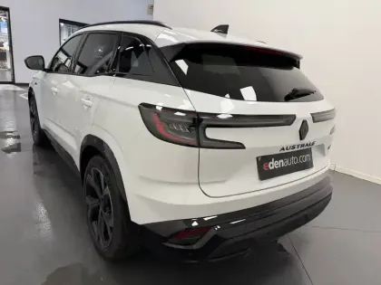 Photo 53 Renault Austral  E-Tech full hybrid 200 GSR2