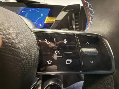 Photo 96 Renault Austral  E-Tech full hybrid 200 GSR2