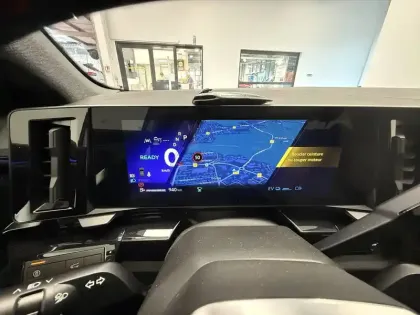 Photo 89 Renault Austral  E-Tech full hybrid 200 GSR2