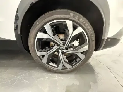 Photo 73 Renault Austral  E-Tech full hybrid 200 GSR2