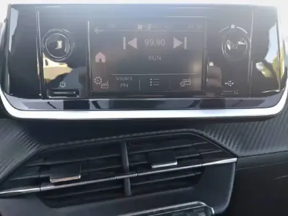 Photo 12 Peugeot 208  PureTech 75 S&S BVM5