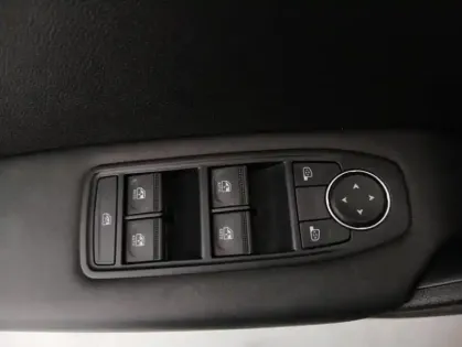 Photo 12 Renault Captur TCe 100 GPL - 21 Business