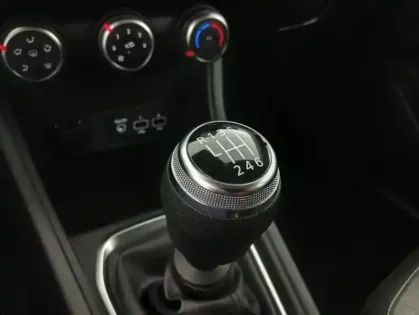 Photo 16 Renault Captur TCe 100 GPL - 21 Business