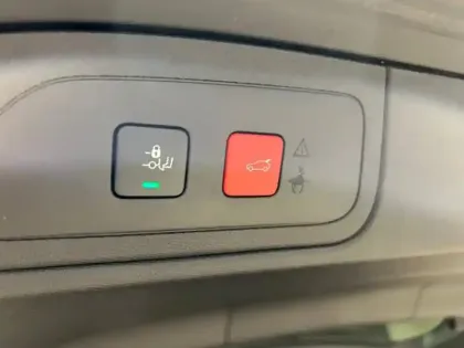 Photo 11 DS DS 7  Crossback E-TENSE 4x4 300ch Performance Line +