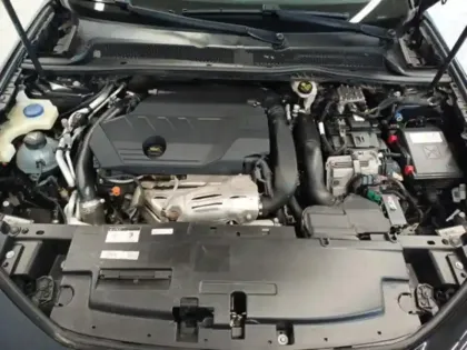 Photo 9 Peugeot 508  HYBRID 225ch Allure e-EAT8