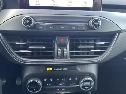 Photo 25 Ford Focus  1.0 Flexifuel mHEV 125ch Titanium X Business