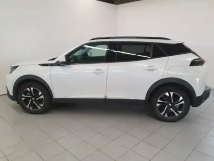 Photo 7 Peugeot 2008  e- 136ch Allure Pack