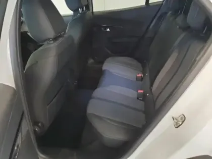 Photo 11 Peugeot 2008  e- 136ch Allure Pack