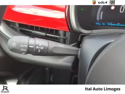 Photo 14 Fiat 600  e 156ch 54kWh Red