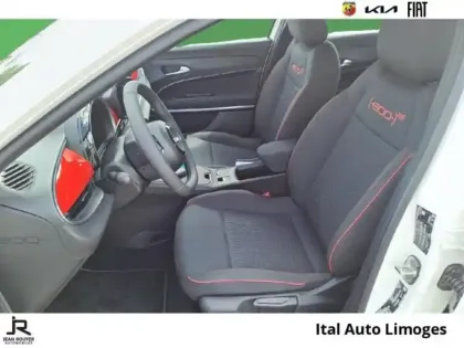 Photo 9 Fiat 600  e 156ch 54kWh Red