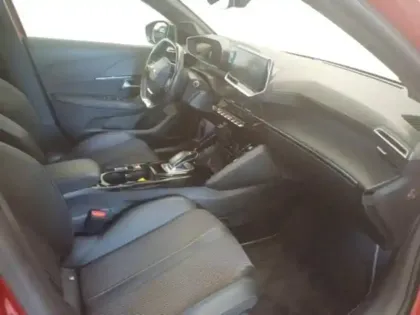 Photo 12 Peugeot 208  e- 136ch GT