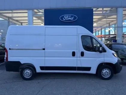 Photo 8 Peugeot Boxer  Fg 333 L2H2 2.2 BlueHDi S&S 140ch Premium