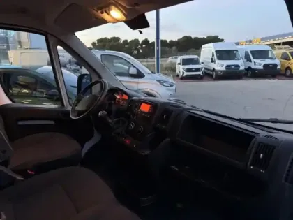 Photo 11 Peugeot Boxer  Fg 333 L2H2 2.2 BlueHDi S&S 140ch Premium